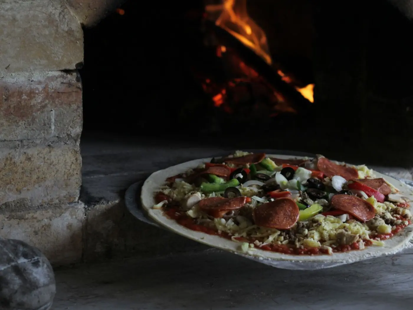 Homes & Private Residences — a setting Brillian builds pizza ovens for